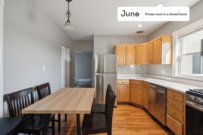 Photo - Room in Shared 4 bed/1.5 bath home Unit B