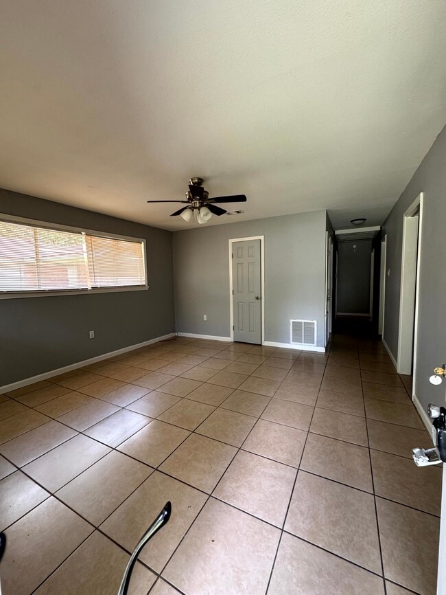 Photo - 8630 Corlett Dr