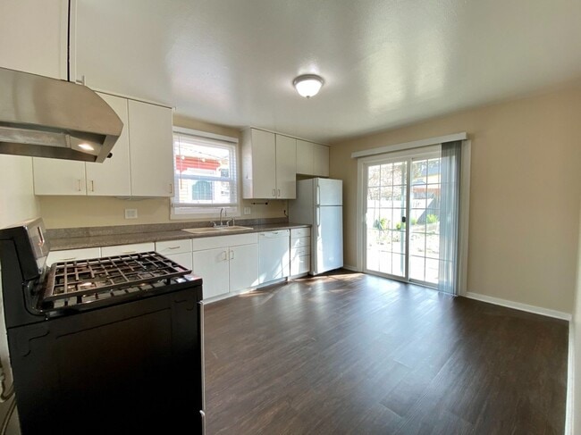 Photo - Spacious 3BR/1BA Single-Family Home - Large Yard & Garage!