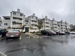 Building Photo - 200 Falls Blvd Unit G201