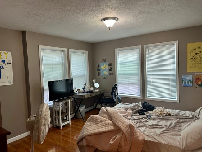 Photo - 318 Pleasant St Unit 318