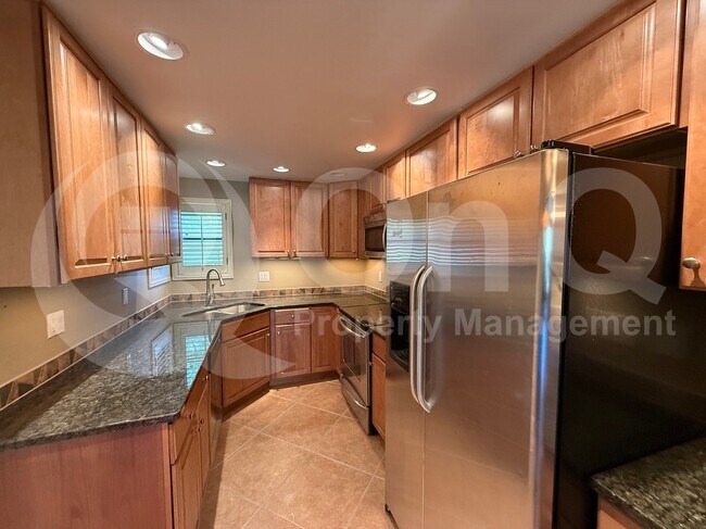 Photo - 5800 N Kolb Rd