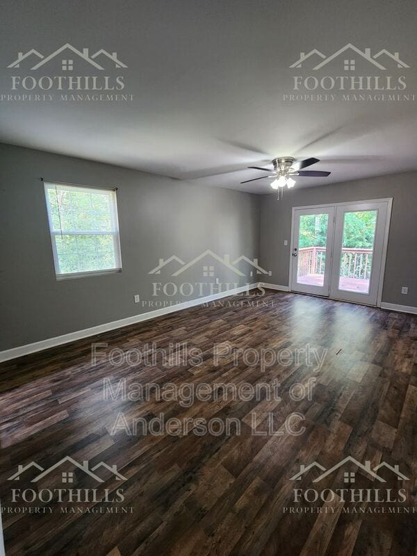 Photo - 613 N Pointe Creek