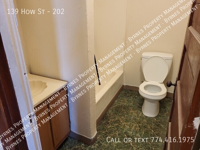 Photo - 139 How St Unit 202