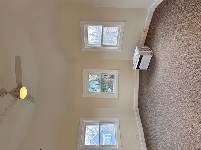 Photo - 1834 W Byron St