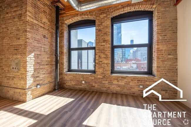 Building Photo - 153 E Ohio St Rental