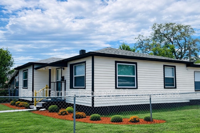 Photo - 4801 10th Ave S