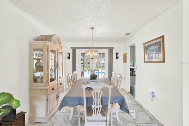 Photo - 11256 Holbrook St