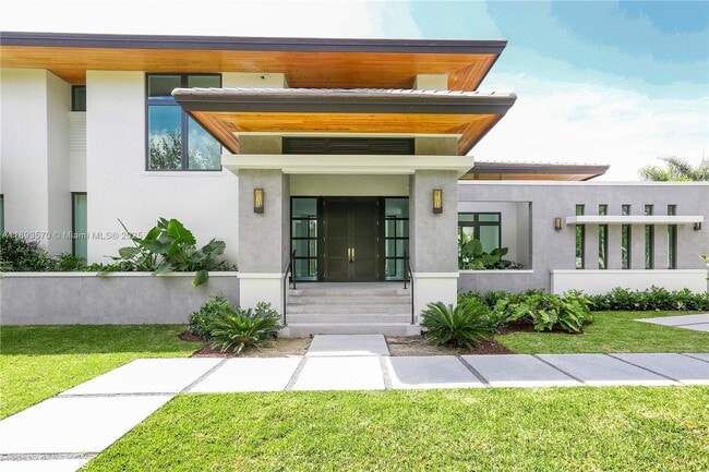 Photo - 7015 Mira Flores Ave