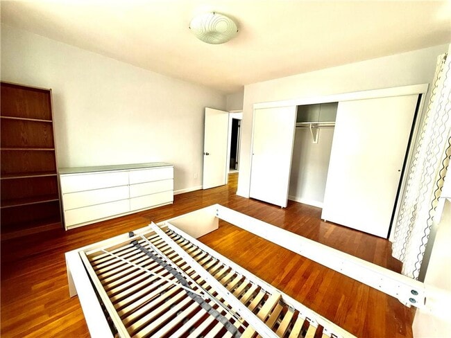 Photo - 82 Bay 17th St Unit 2