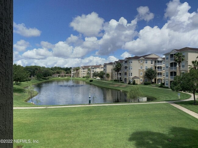 Building Photo - 7801 Point Meadows Dr Unit 8209 Rental