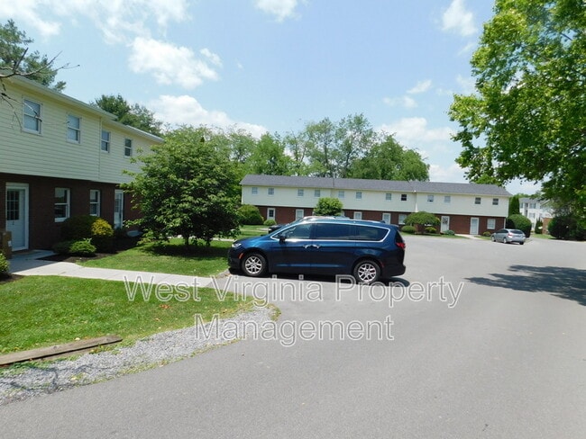 Photo - 219 Cardinal Wy