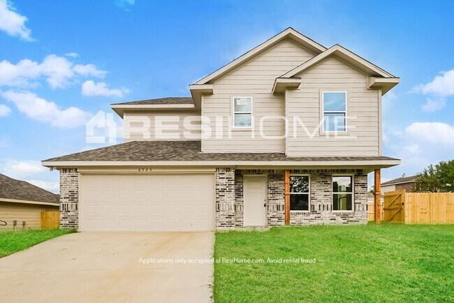 6924 Tessla Drive - 6924 Tessla Drive