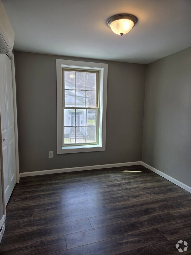 Building Photo - 66 S Main St Rental