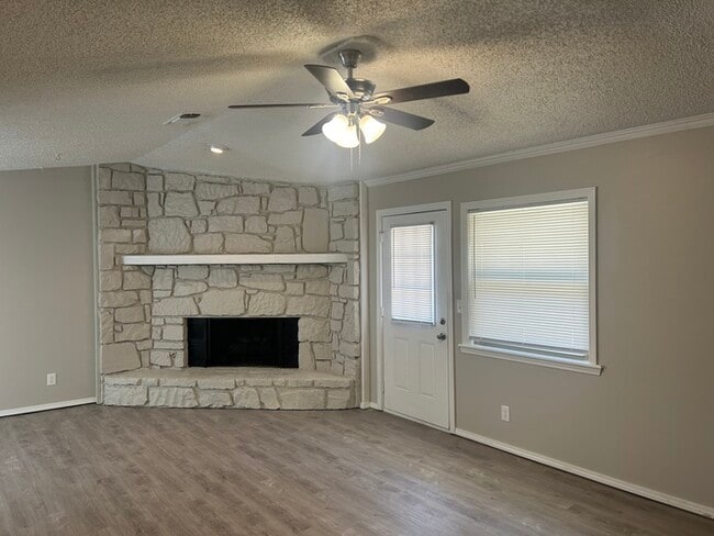 Photo - 3332 S 141st E Ave