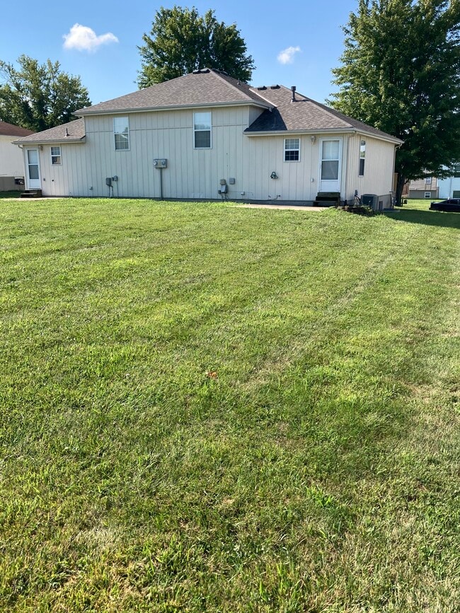 Photo - 8208 Spring Valley Rd