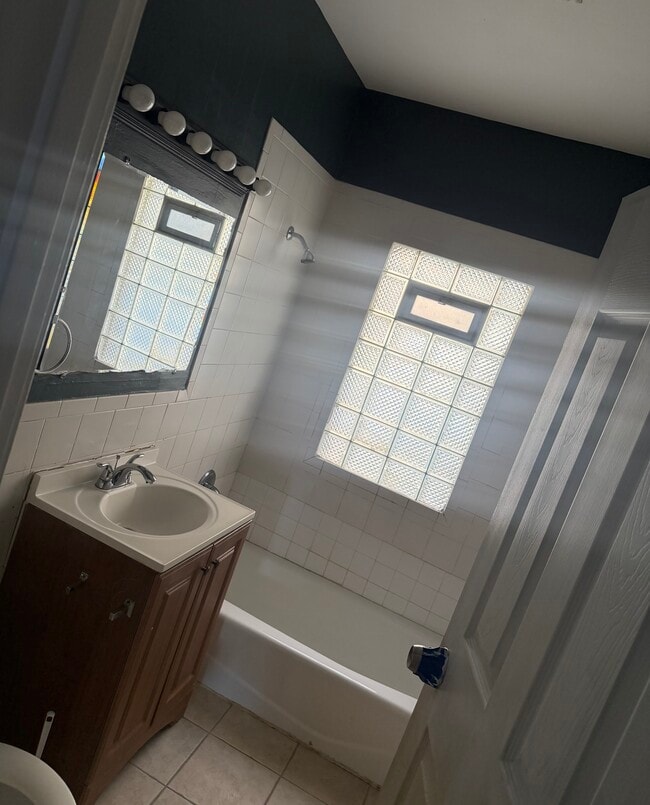 Photo - 3201 N Humboldt Ave