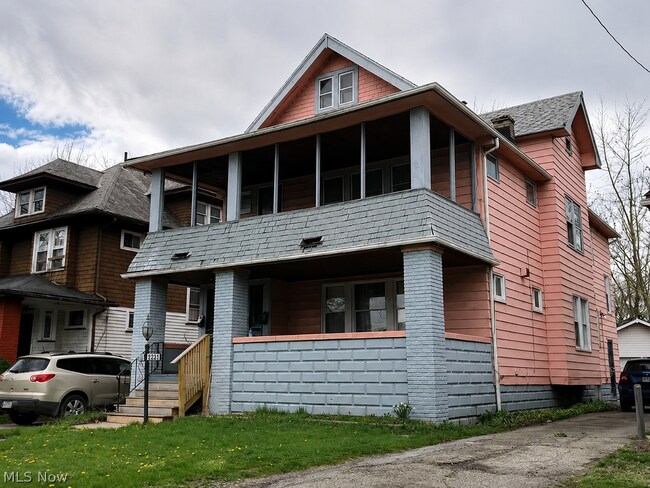 Building Photo - 4288 E 131st St Unit Up