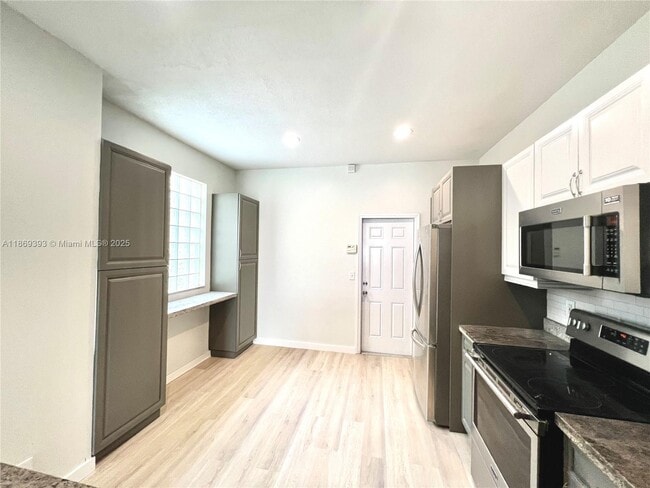 Photo - 1816 Salerno Cir