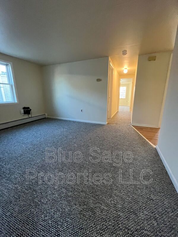 Photo - 1010 Yates Ave Unit 2A (front)