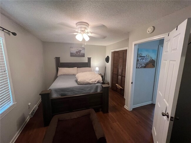 Photo - 520 Ravenel Cir