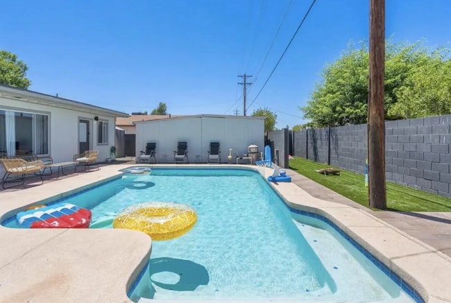 Photo - 3330 E Cypress St Casa