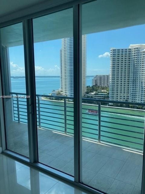 Building Photo - 335 S Biscayne Blvd Unit 1805