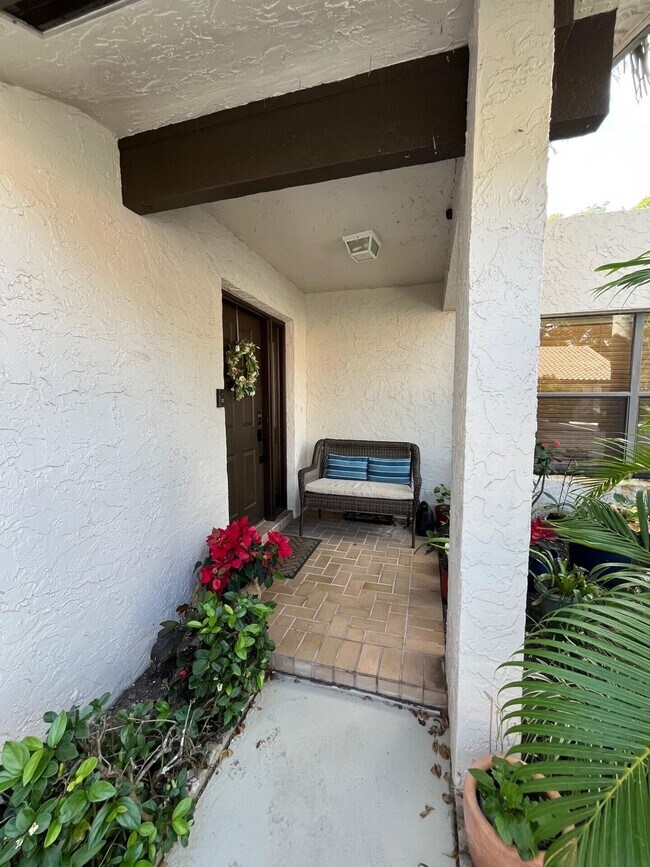 Photo - 3008 Lakeshore Dr