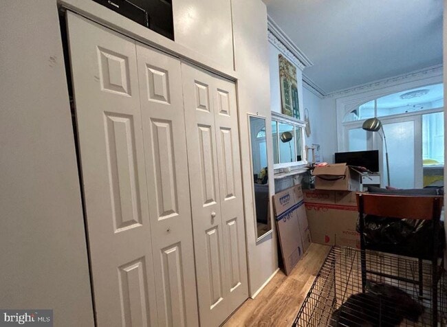 Building Photo - 2129 Spring Garden St Unit 2R Rental