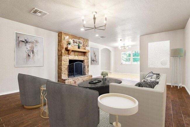 Photo - 3 Happy Hollow Ln