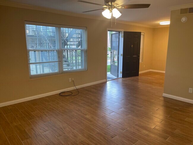 Photo - 5550 N Braeswood Blvd Unit 134