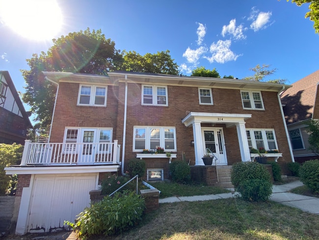 Building Photo - Breese Terrace Rental
