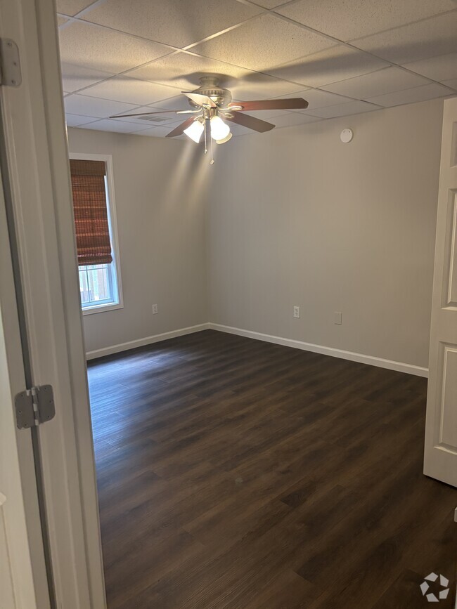 Building Photo - 131 Alexander Dr Rental