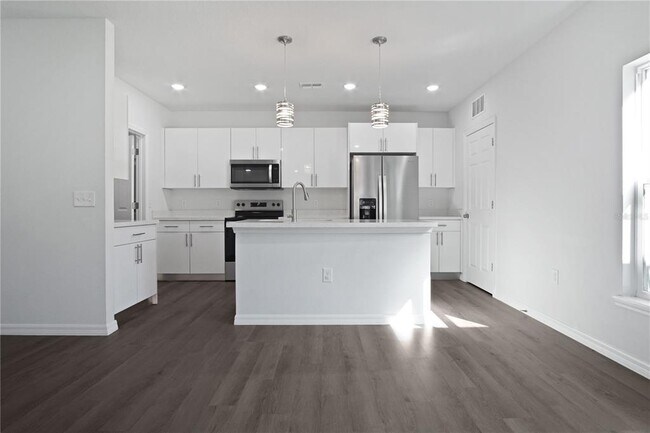 Photo - 1311 Hillsborough Ln House