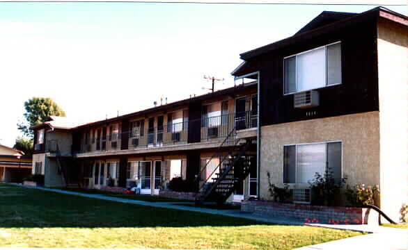 East Villa Apartments - East Villa Apartments