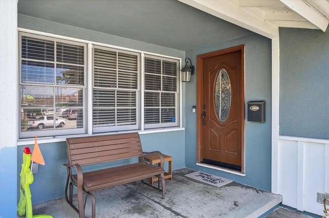 Photo - 2924 W 136th St