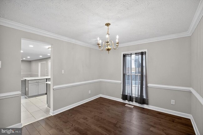 Photo - 7609 Croydon Pl