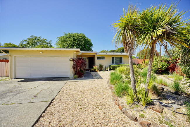 Photo - 4 Bed, 2 Bath Home with Spacious Park-Like...