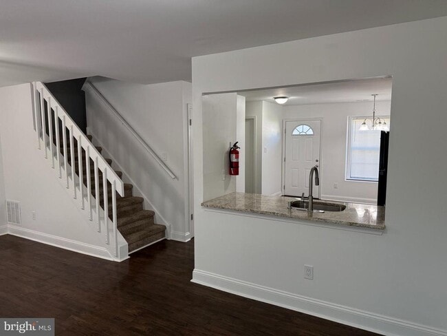 Photo - 1042 Baywood Dr