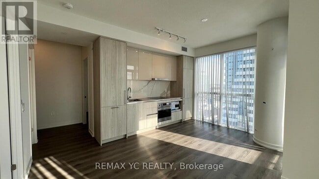 Photo - 225 Commerce St Unité 1102