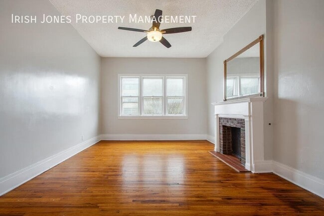 Photo - 608 Niagara St Unidad Upper
