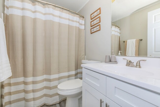 TOWNHOMES AT BLENDON