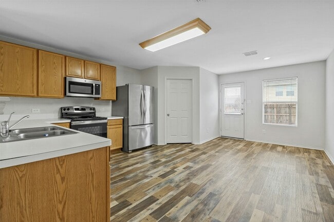 Photo - 1201 Lambert Dr