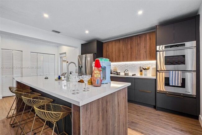 Photo - 2263 SW 21st St