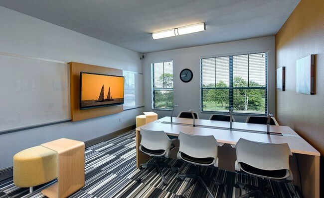 Lark Central Florida- Student Housing