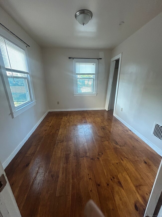 Photo - 272 Terrace Ave