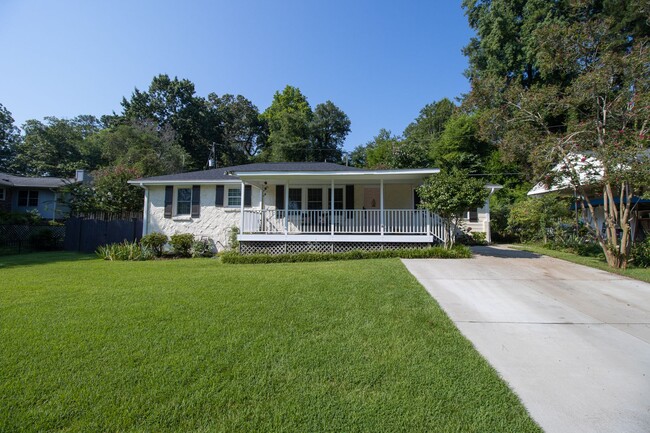 Building Photo - 4112 Spring Hill Road