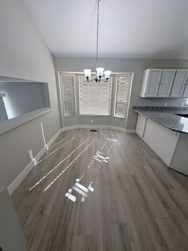 Photo - WEST JORDAN 5 BED, 4 BATH HOME