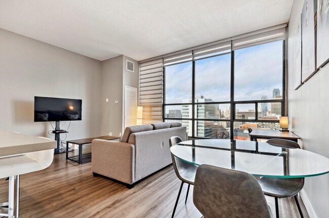 Photo - 78 Gerrard St W Unit FL1-ID1030940P