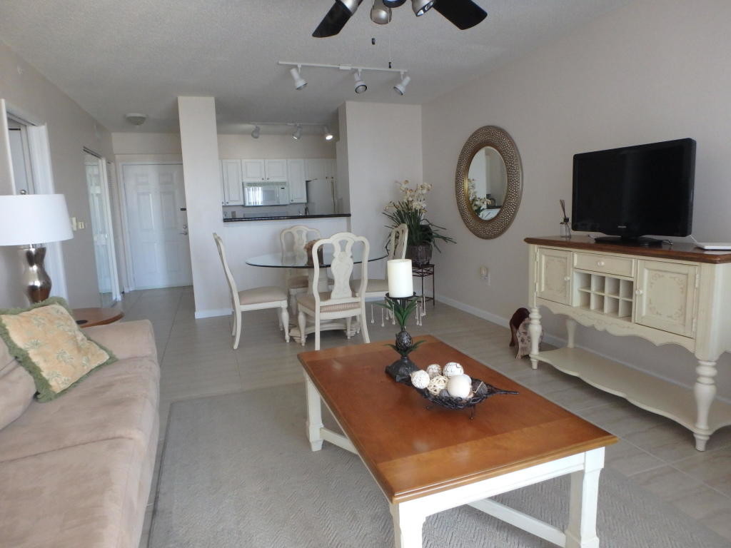 Photo - 651 Okeechobee Blvd Rental